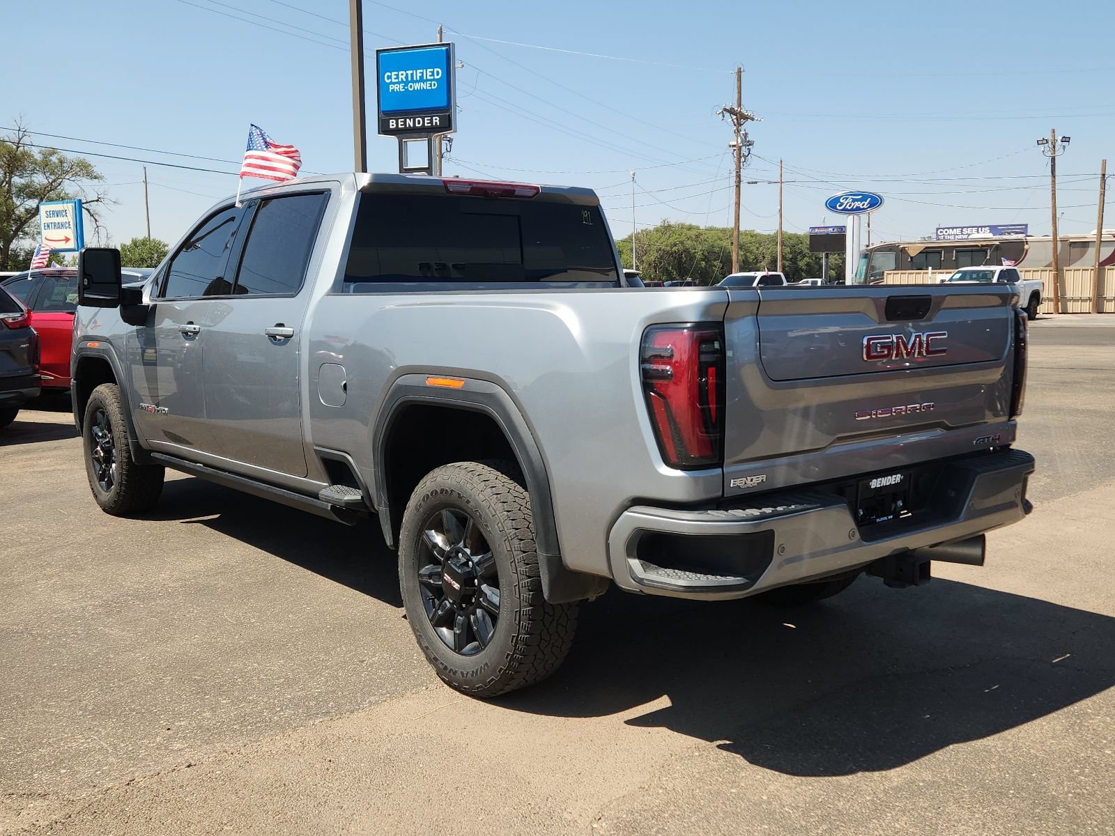 Used 2025 GMC Sierra 2500 AT4 w/ Max Trailering Package AWD/4WD image 3