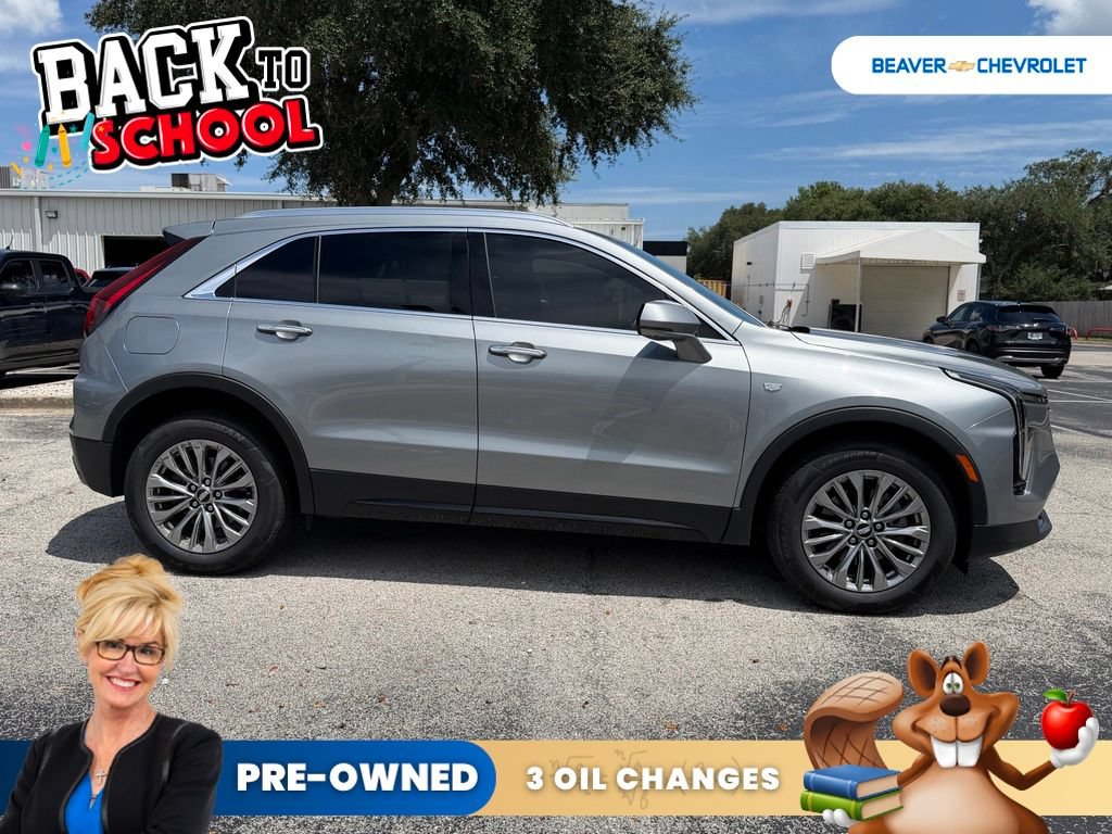 Used 2025 Cadillac XT4 Premium Luxury FWD image 7