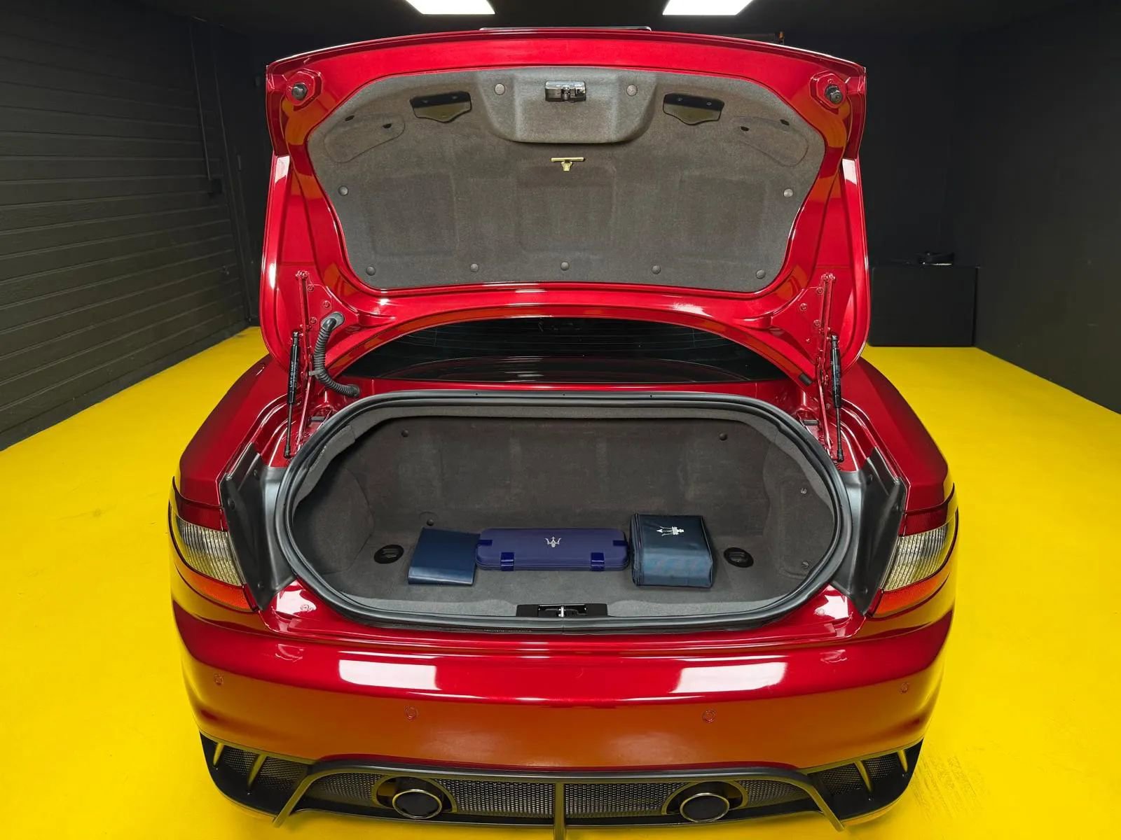 Used 2013 Maserati GranTurismo MC RWD image 7