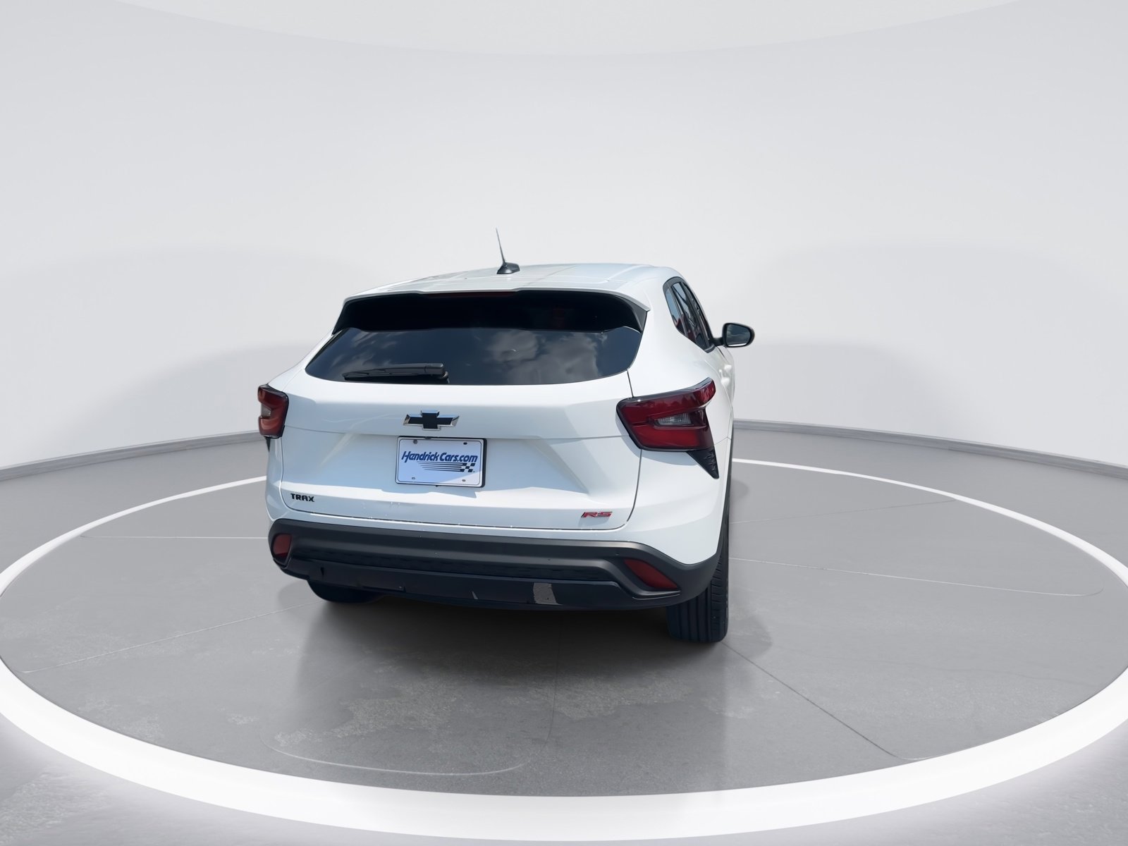 Used 2025 Chevrolet Trax RS w/ Driver Confidence Package image 8