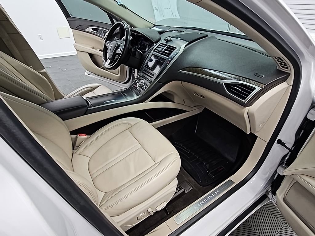 Used 2019 Lincoln MKZ Reserve w/ Reserve Plus Package image 37