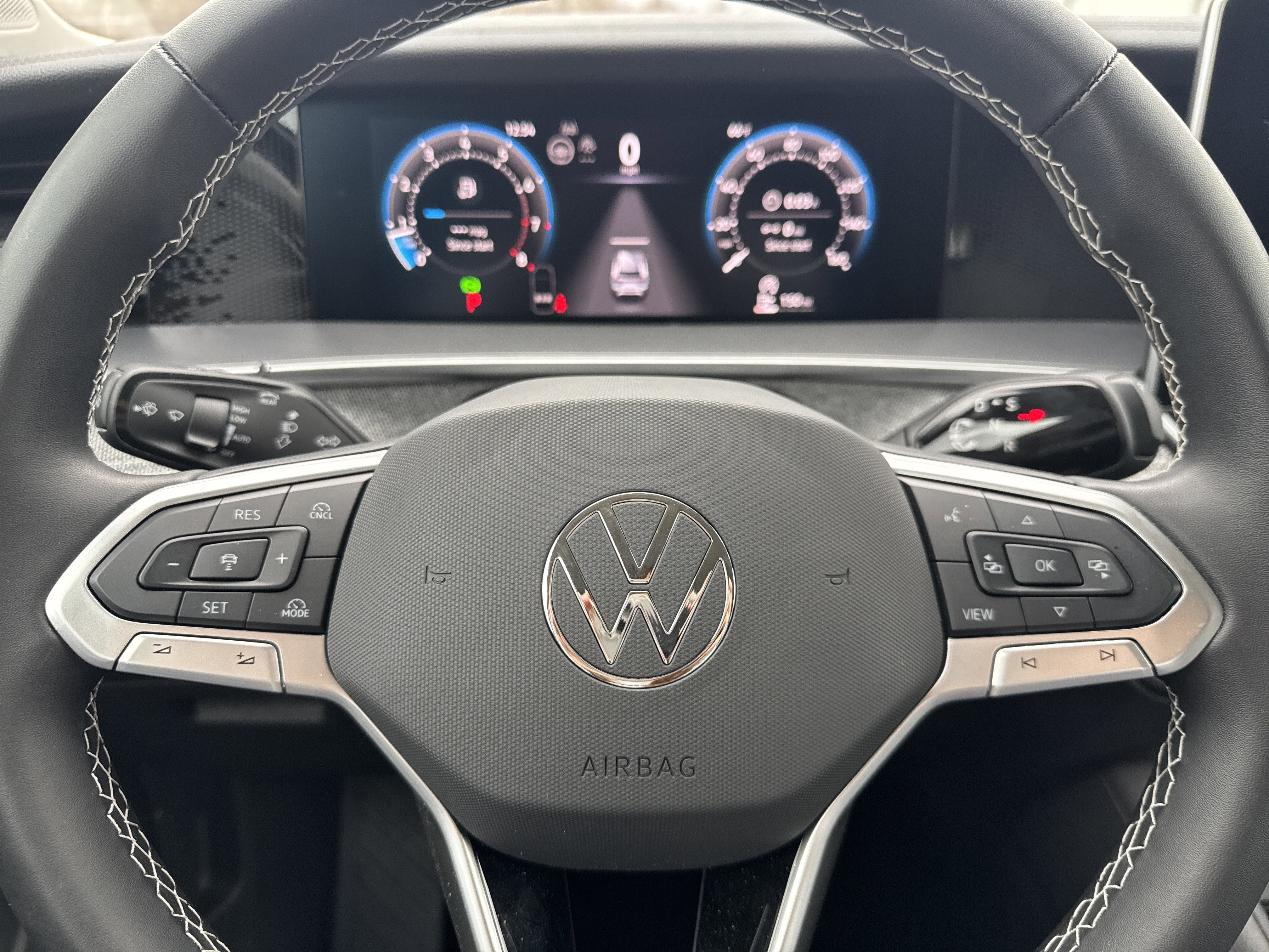 Used 2025 Volkswagen Tiguan S image 10