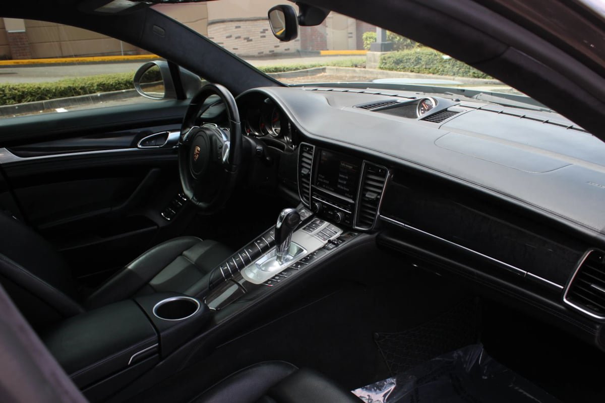 Used 2013 Porsche Panamera GTS AWD/4WD image 42