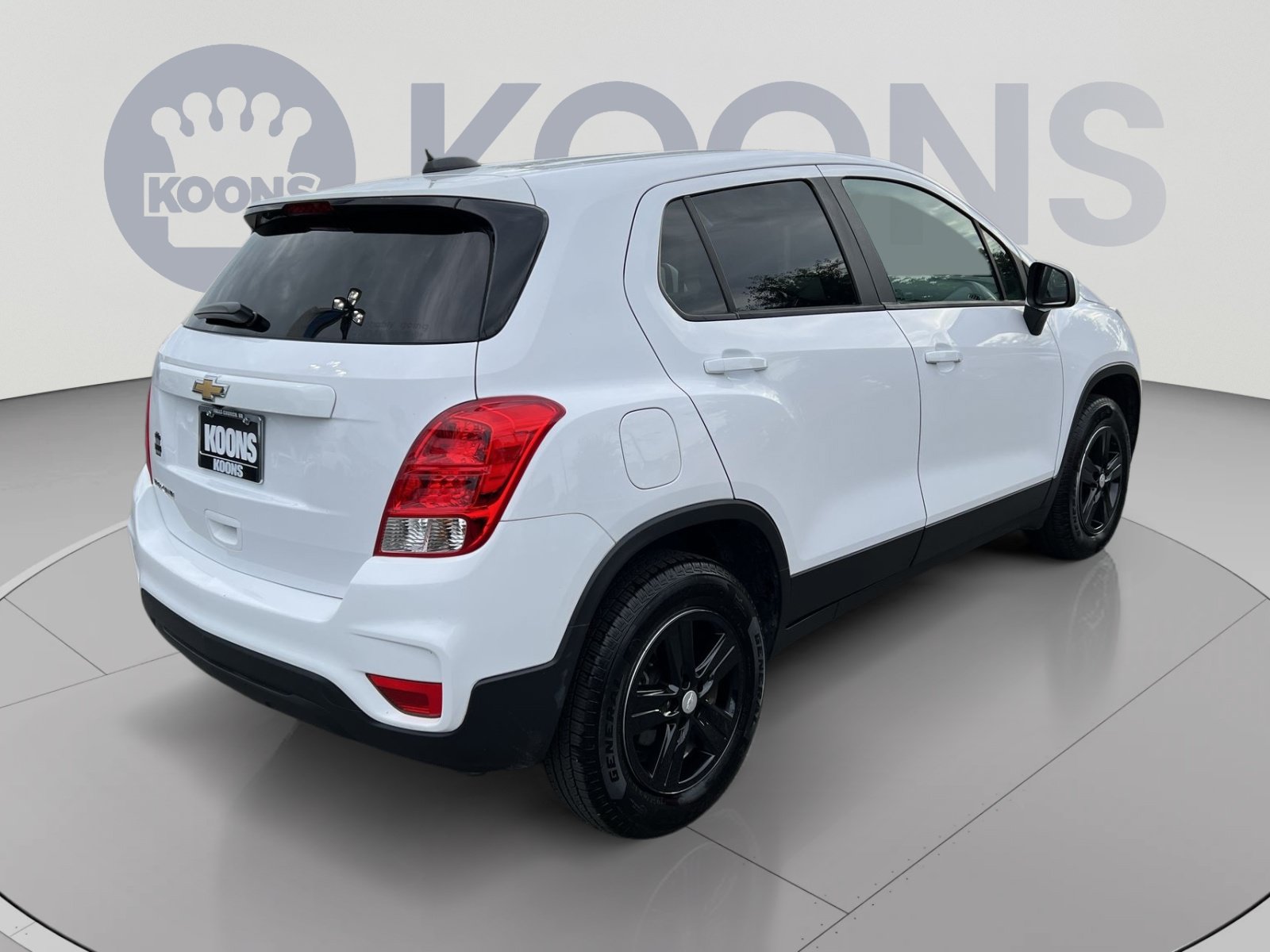 Used 2019 Chevrolet Trax LS w/ Tint and Cruise Package AWD/4WD image 11