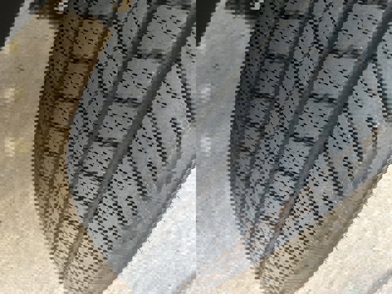 Used 2020 Toyota Tacoma SR image 8