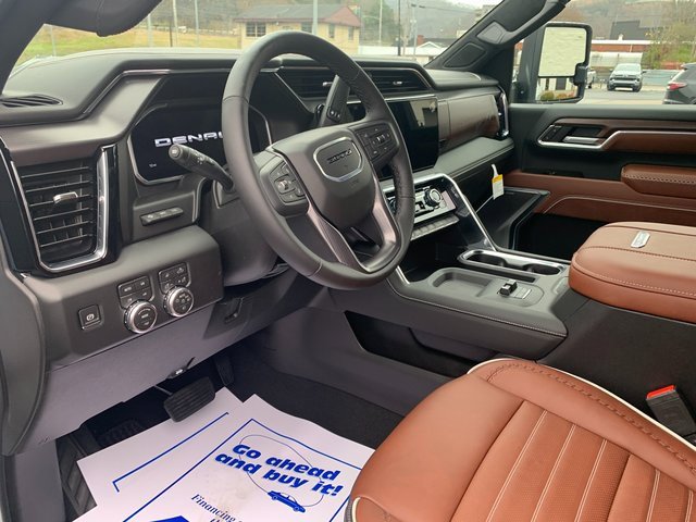 New 2026 GMC Sierra 2500 Denali Ultimate image 6