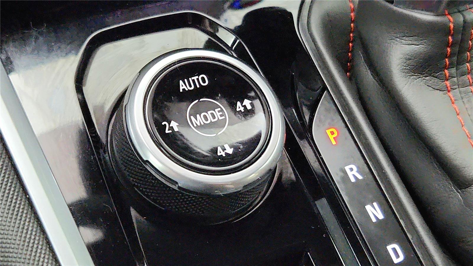 Used 2024 Chevrolet Colorado Z71 w/ Z71 Convenience Package 2 image 28