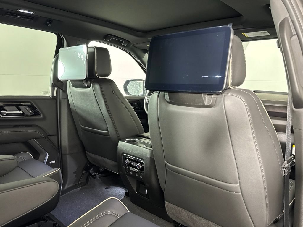New 2026 GMC Yukon XL Elevation w/ Elevation Premium Package AWD/4WD image 36