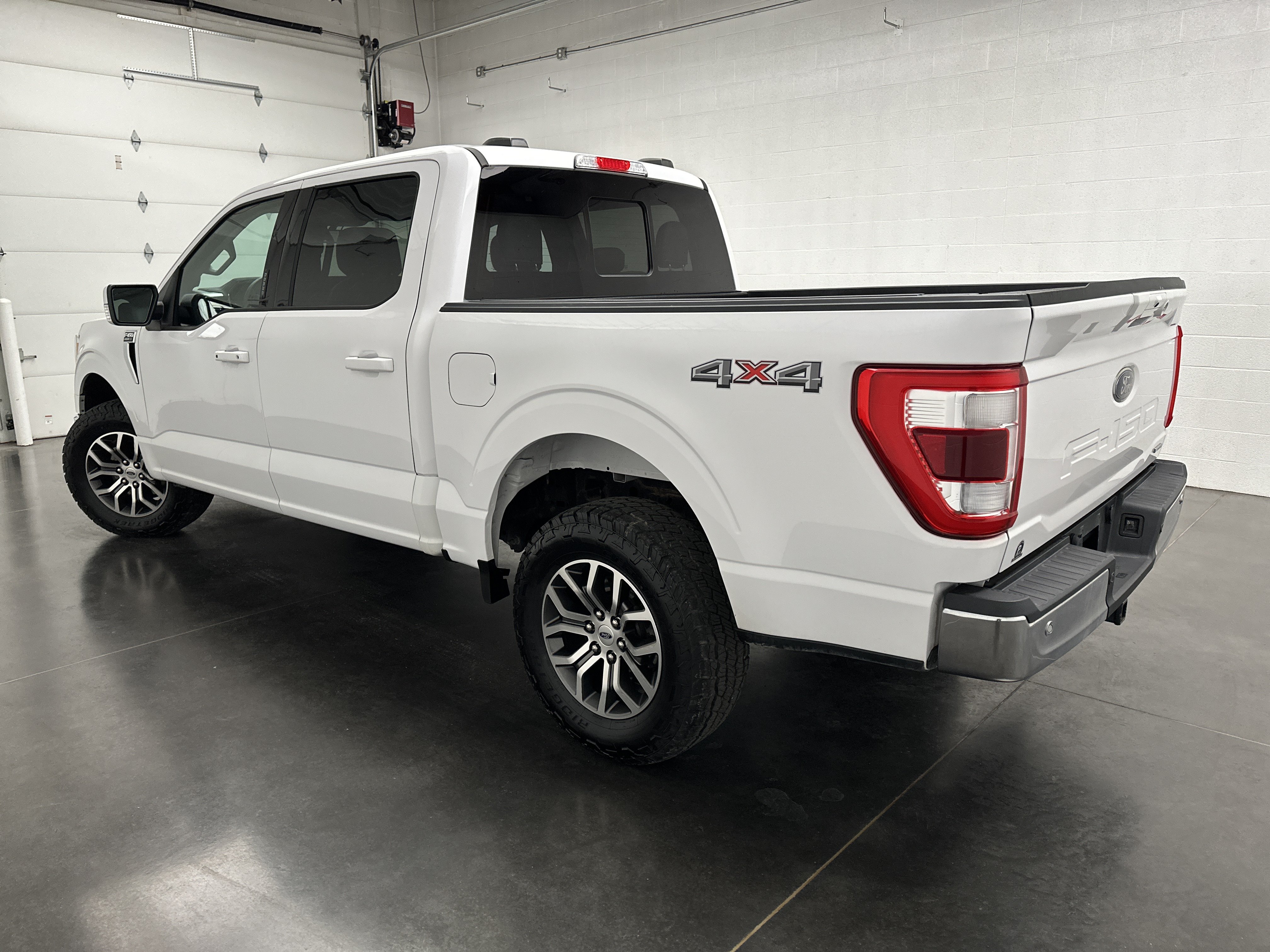 Used 2021 Ford F150 Lariat w/ Equipment Group 501A Mid AWD/4WD image 8