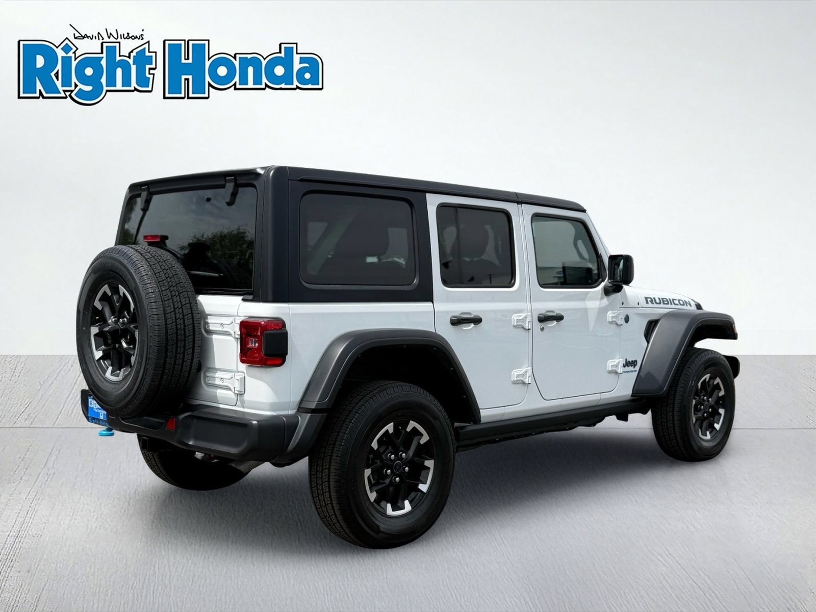 Used 2024 Jeep Wrangler Unlimited Rubicon 4xe AWD/4WD image 8