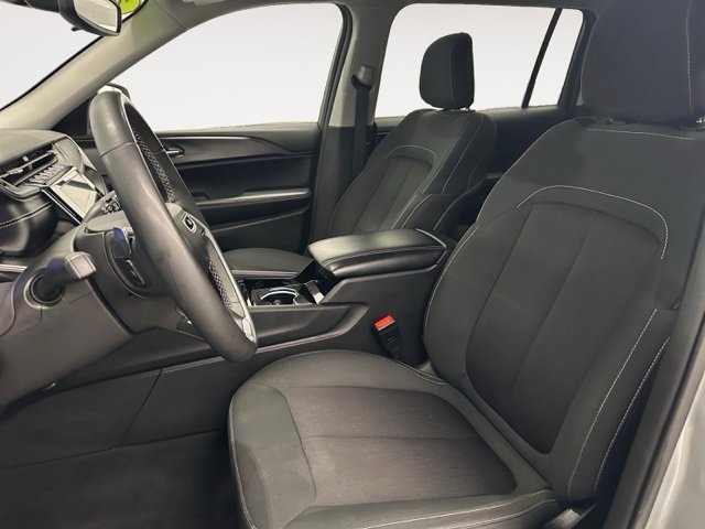 Used 2023 Jeep Grand Cherokee L Laredo w/ Luxury Tech Group I image 12