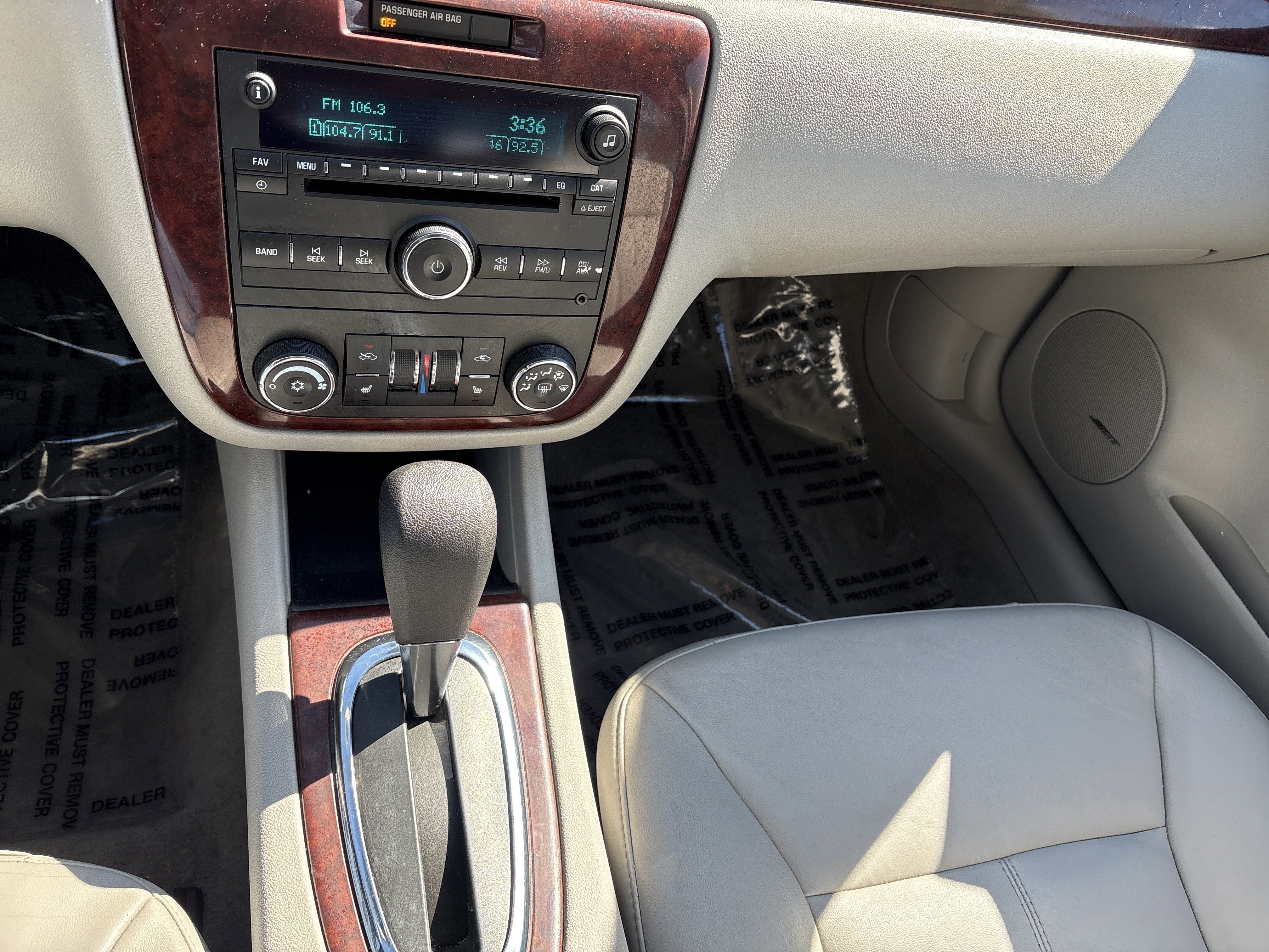 Used 2006 Chevrolet Impala LTZ FWD image 20