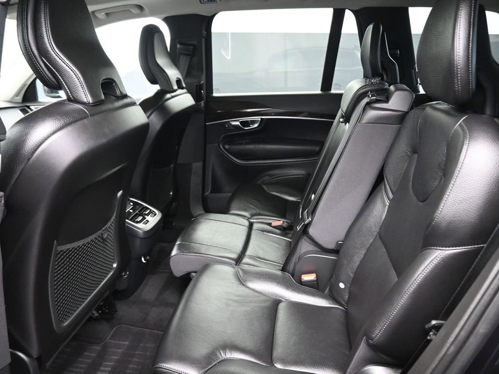 Used 2019 Volvo XC90 T6 Momentum w/ Protection Package Premier AWD/4WD image 22