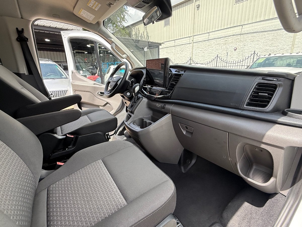 Used 2024 Ford Transit 350 XLT RWD image 15