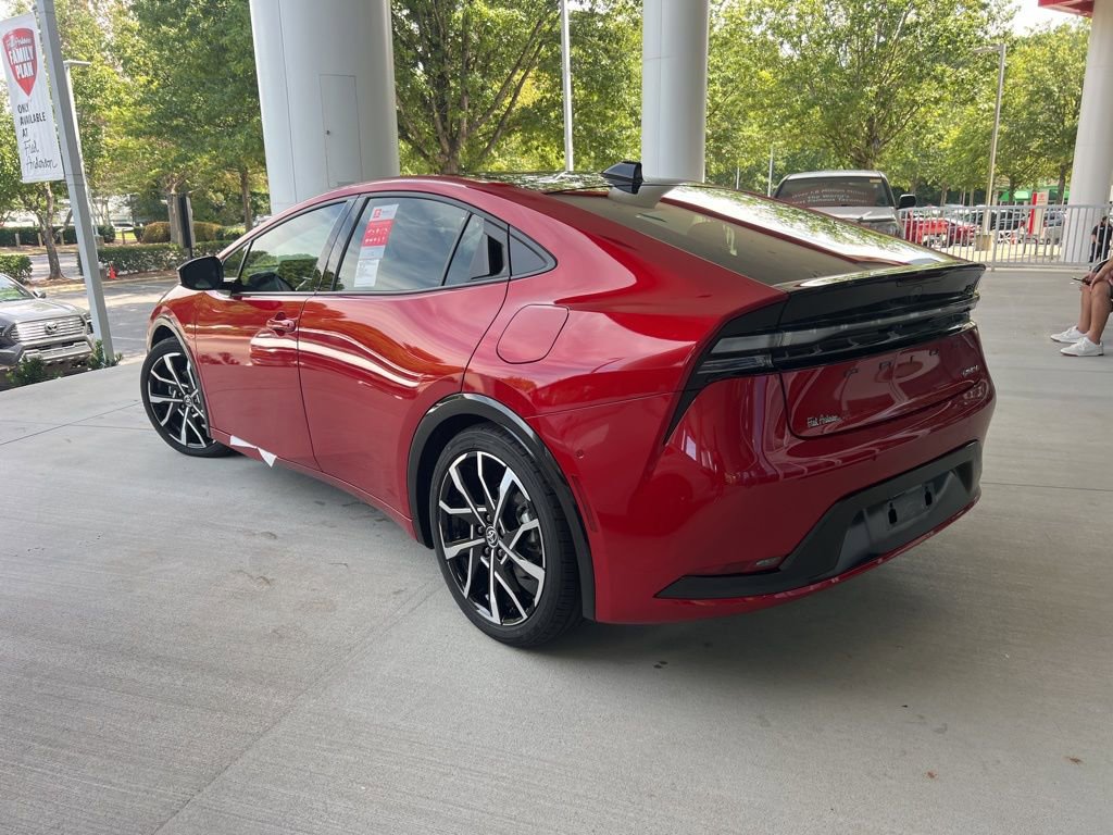 New 2026 Toyota Prius Plug-In Hybrid image 4