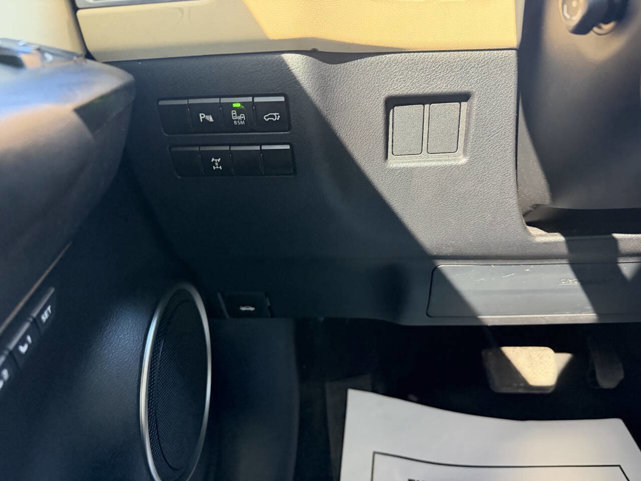 Used 2017 Lexus NX 200t AWD w/ Premium Package image 27