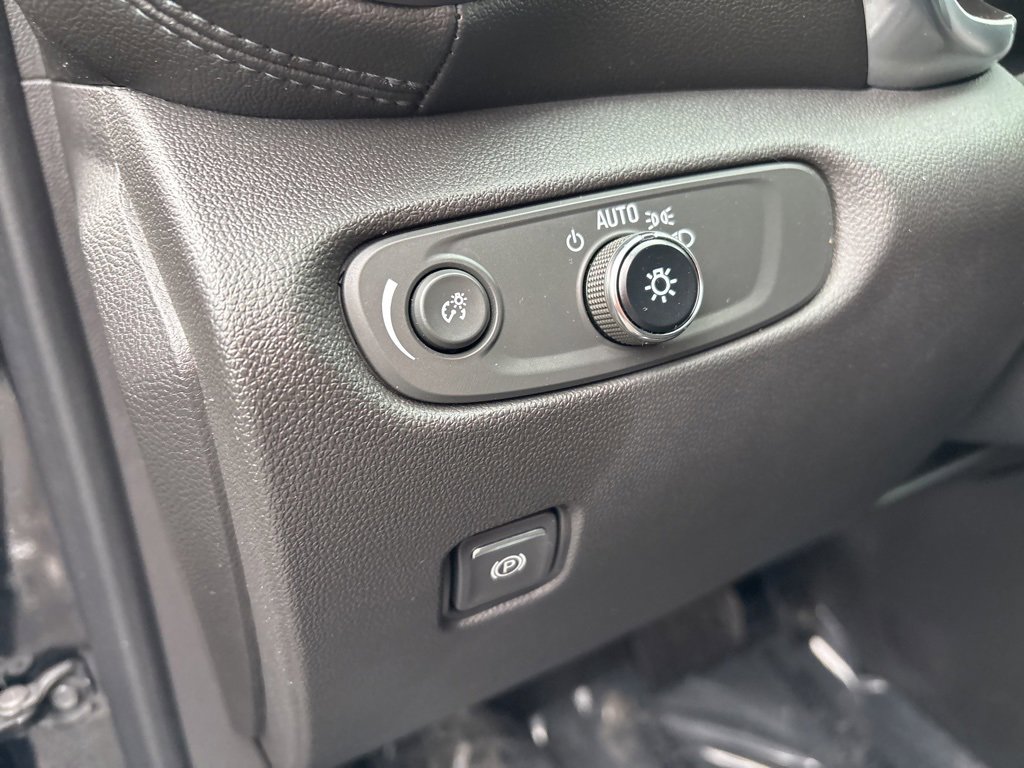 Used 2022 Chevrolet Blazer LT image 21