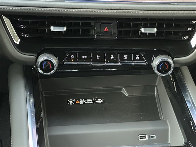 New 2026 Chevrolet Suburban High Country image 15