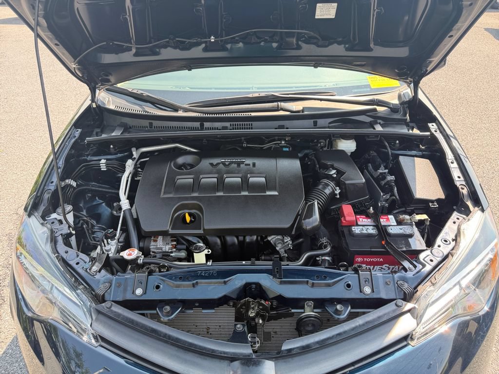 Used 2019 Toyota Corolla LE FWD image 17