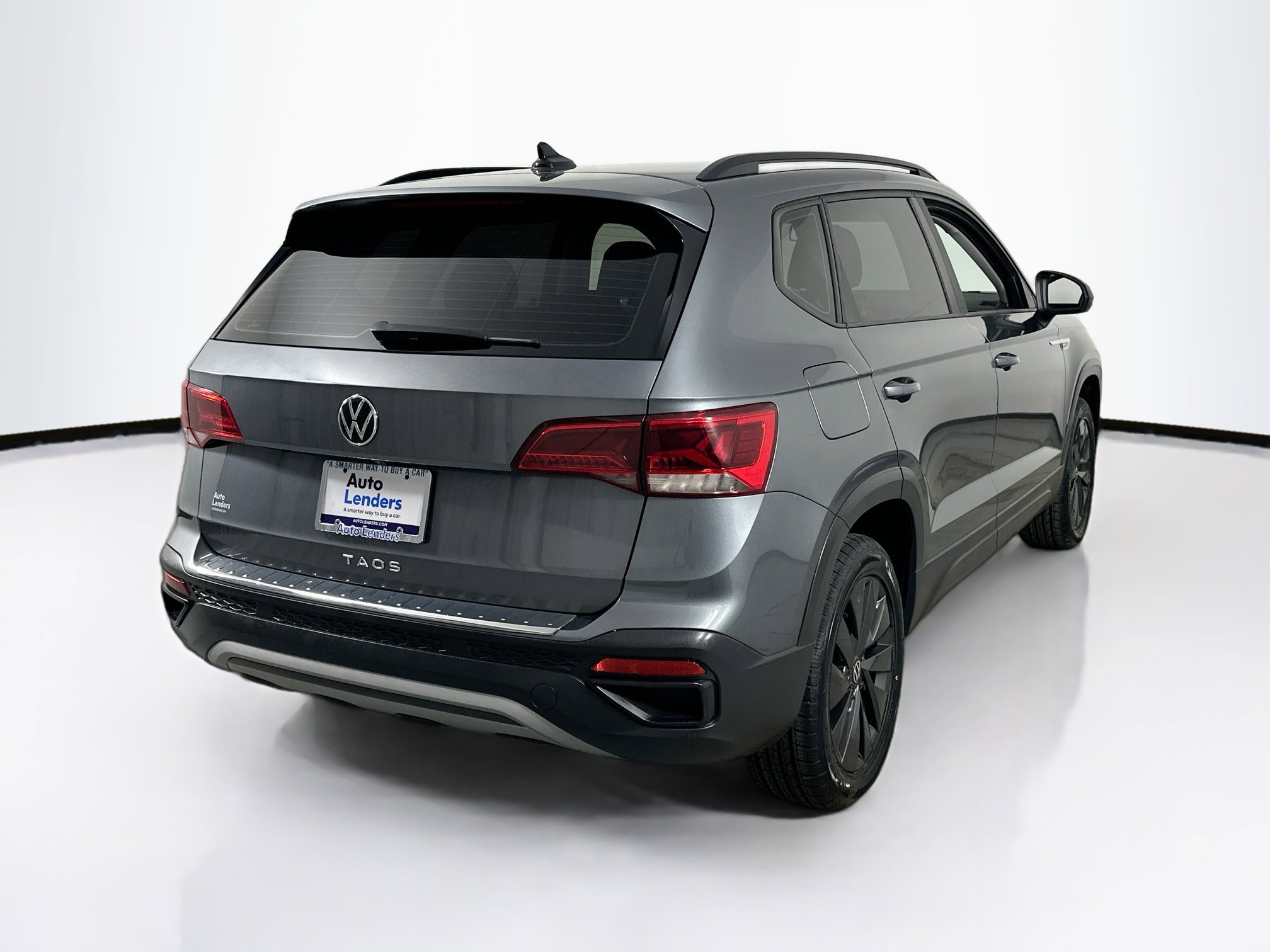 Used 2022 Volkswagen Taos S FWD image 5