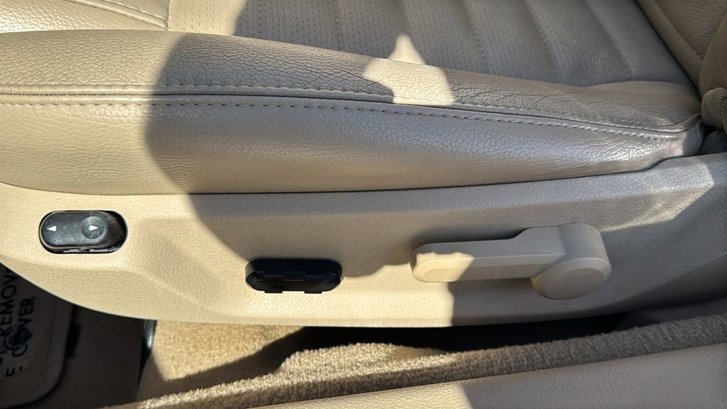 Used 2009 Ford Mustang GT Premium RWD image 20