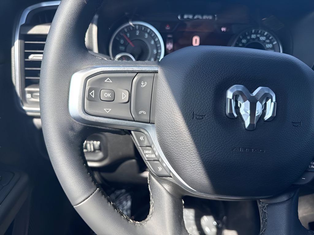 Used 2025 RAM 1500 Big Horn AWD/4WD image 14