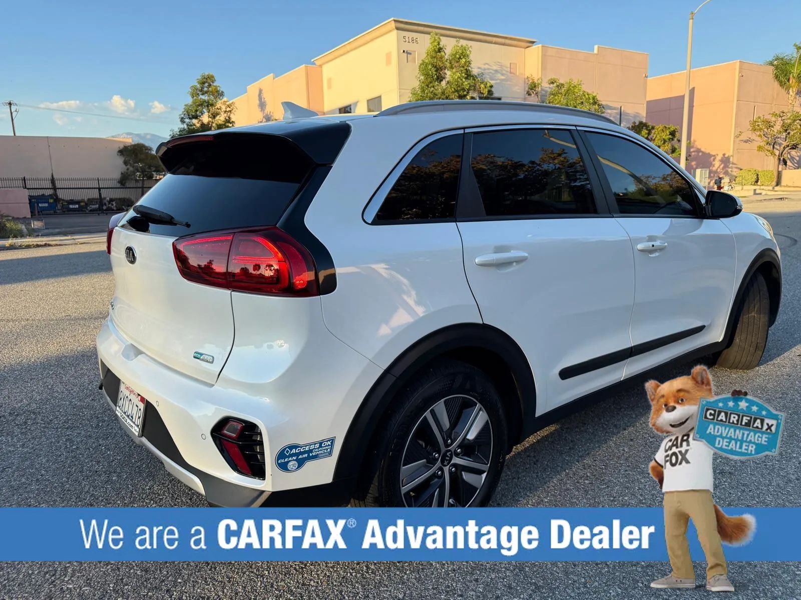 Used 2021 Kia Niro EX Premium FWD image 5