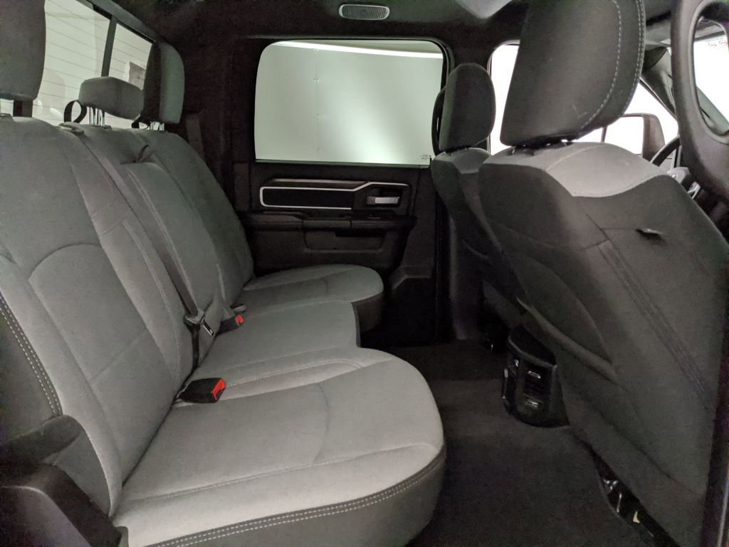 Used 2024 RAM 2500 Big Horn w/ Safety Group image 26