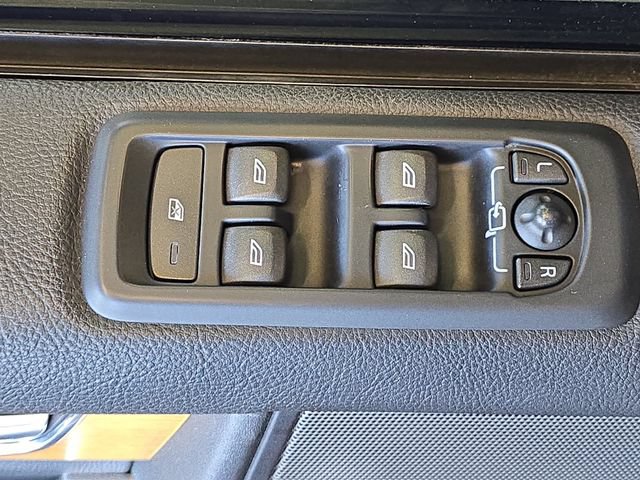 Used 2016 Land Rover LR4 HSE AWD/4WD image 30