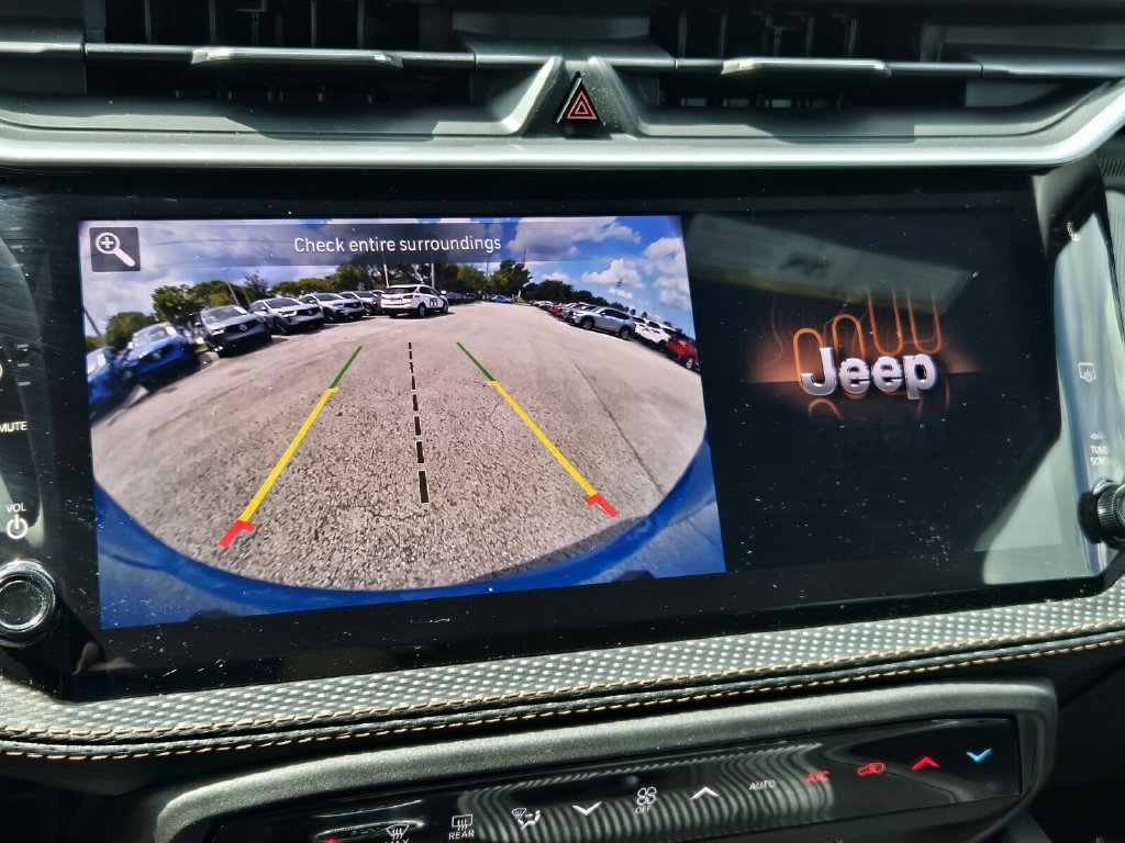 Used 2026 Jeep Cherokee Limited AWD/4WD image 20