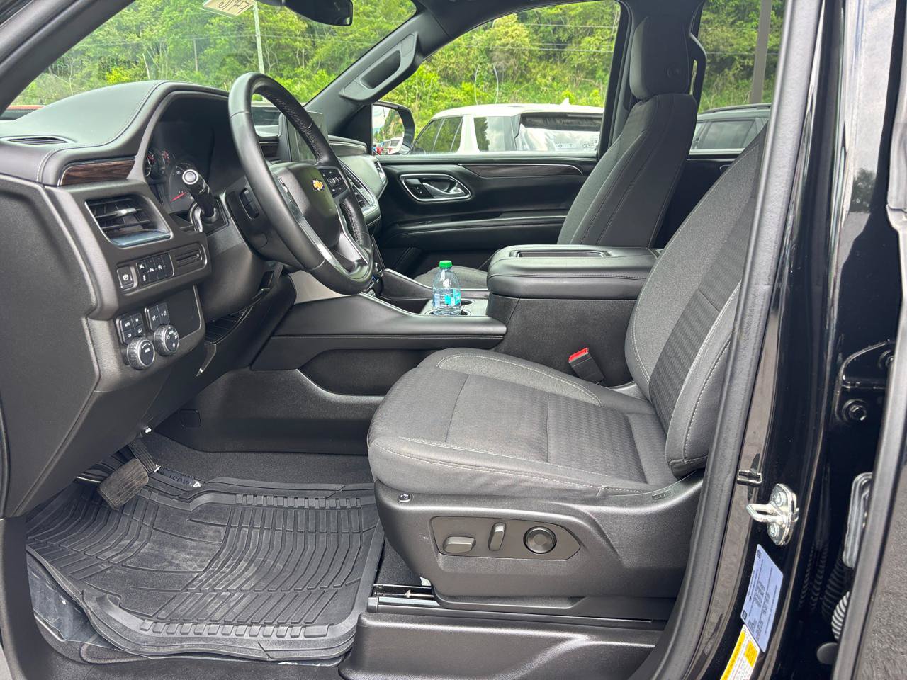 Used 2023 Chevrolet Tahoe LS AWD/4WD image 8