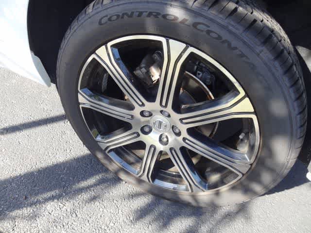 Used 2019 Volvo XC60 T5 Inscription AWD/4WD image 16
