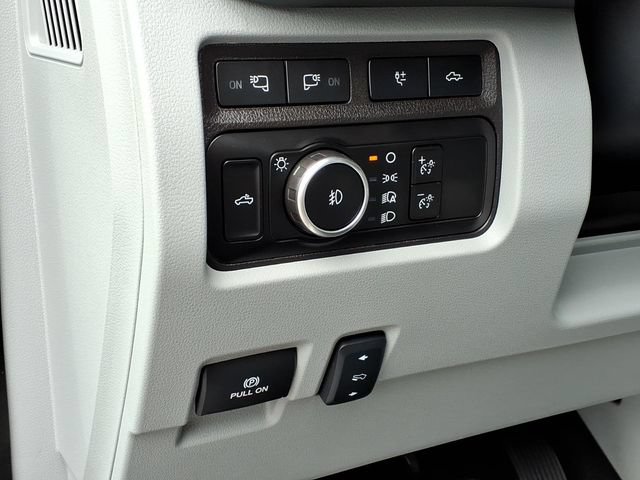 Used 2024 Ford F350 Limited w/ FX4 Off-Road Package AWD/4WD image 27