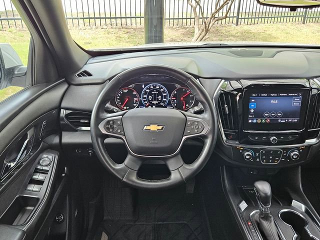 Used 2023 Chevrolet Traverse High Country image 11