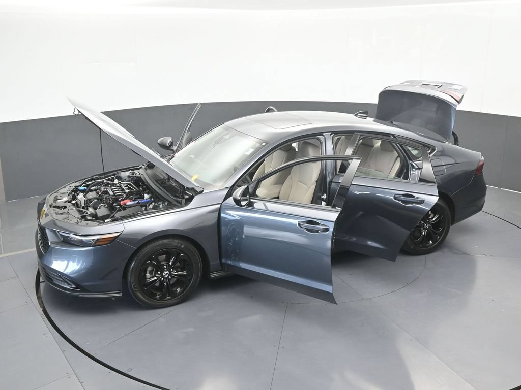 Used 2025 Honda Accord SE image 63