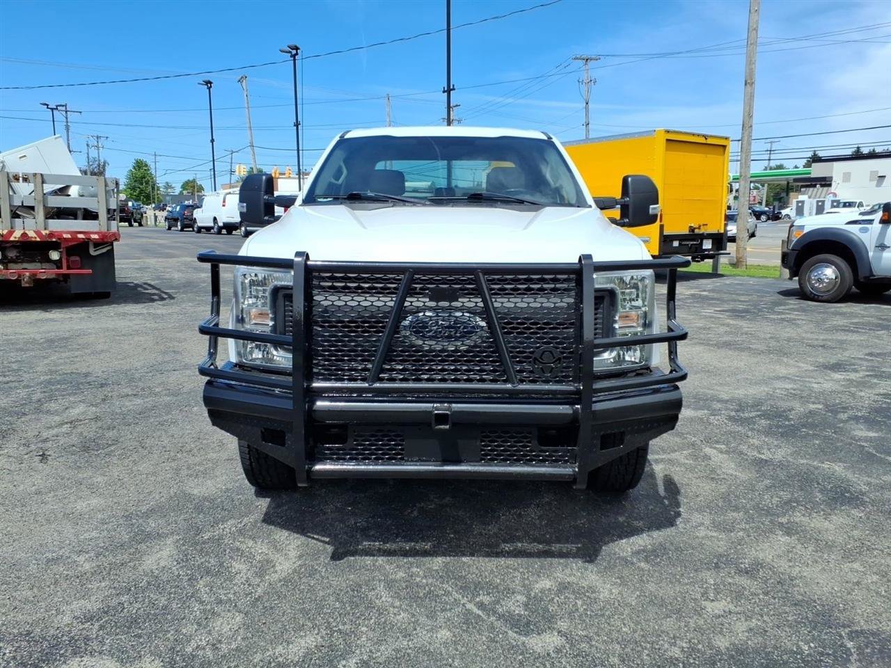 Used 2018 Ford F250 XL w/ Power Equipment Group AWD/4WD image 8