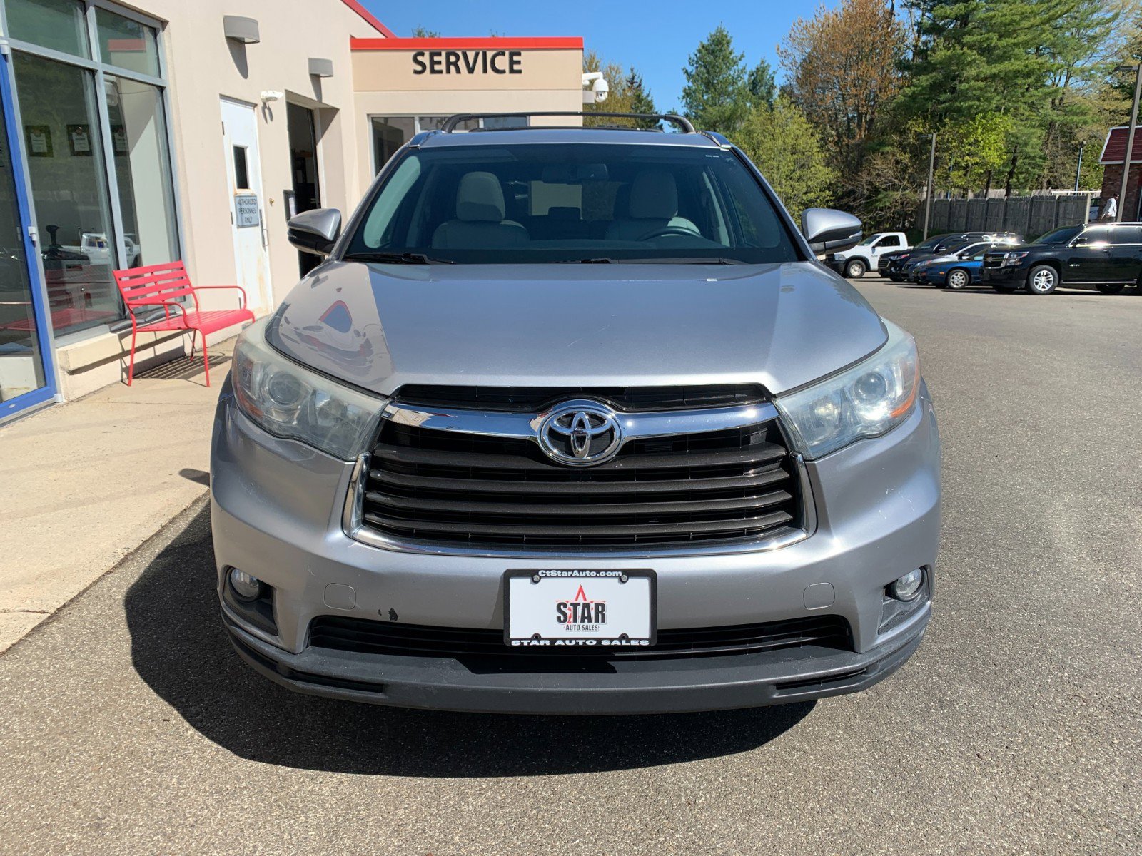 Used 2016 Toyota Highlander XLE AWD/4WD image 2