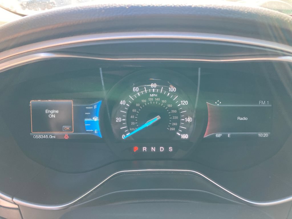 Used 2016 Ford Fusion SE FWD image 18