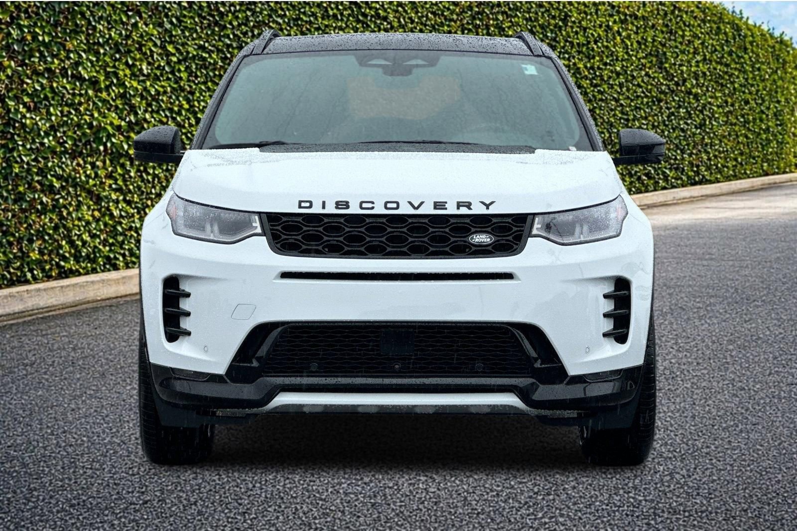New 2026 Land Rover Discovery Sport Landmark AWD/4WD image 9