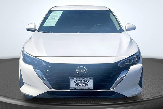 Used 2024 Nissan Sentra SV w/ Trunk Package image 3