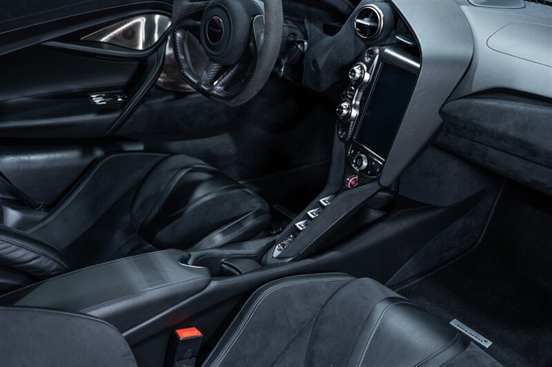Used 2018 McLaren 720S Performance RWD image 47