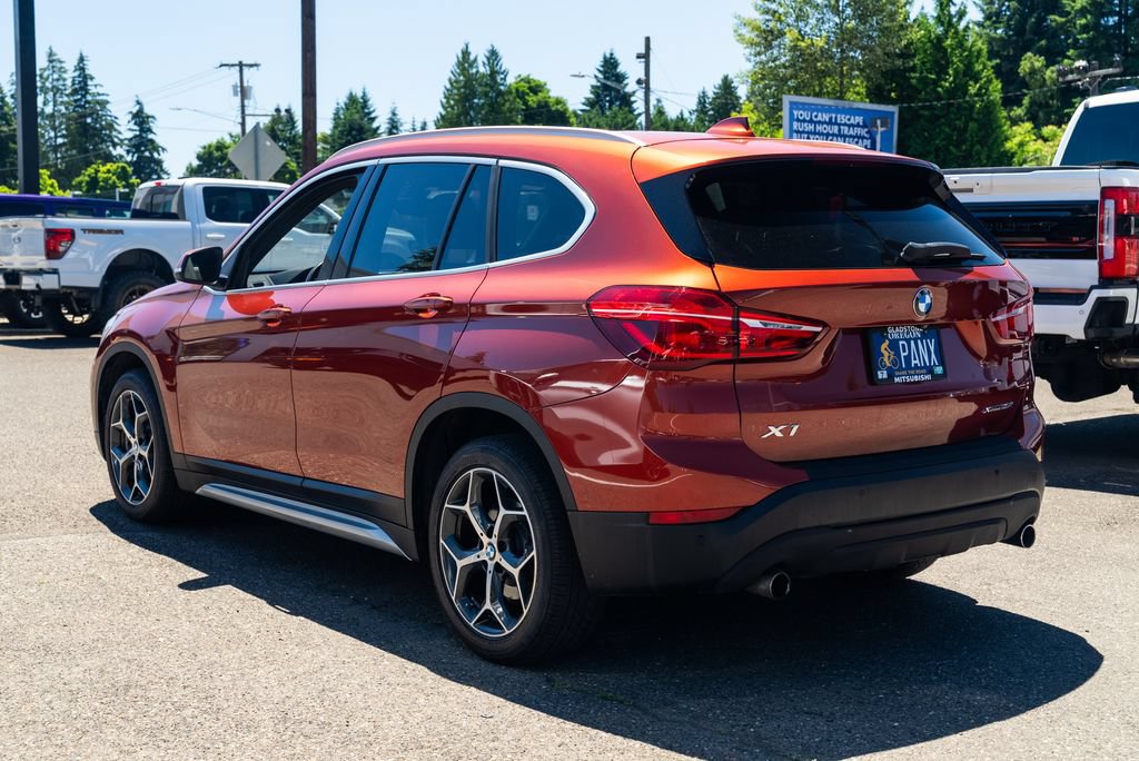 Used 2018 BMW X1 xDrive28i w/ Convenience Package AWD/4WD image 4