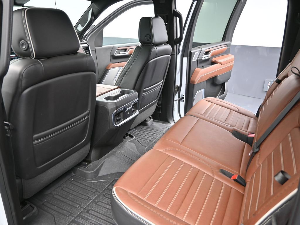Used 2024 GMC Sierra 2500 Denali Ultimate image 43