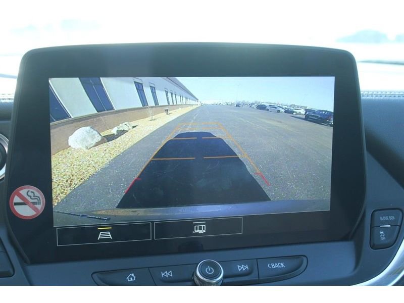 Used 2025 Chevrolet Blazer LT image 23