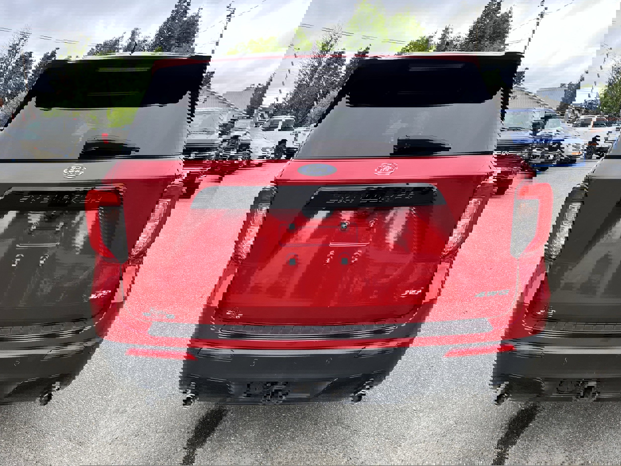 Used 2022 Ford Explorer ST-Line w/ Class IV Trailer Tow Package image 7