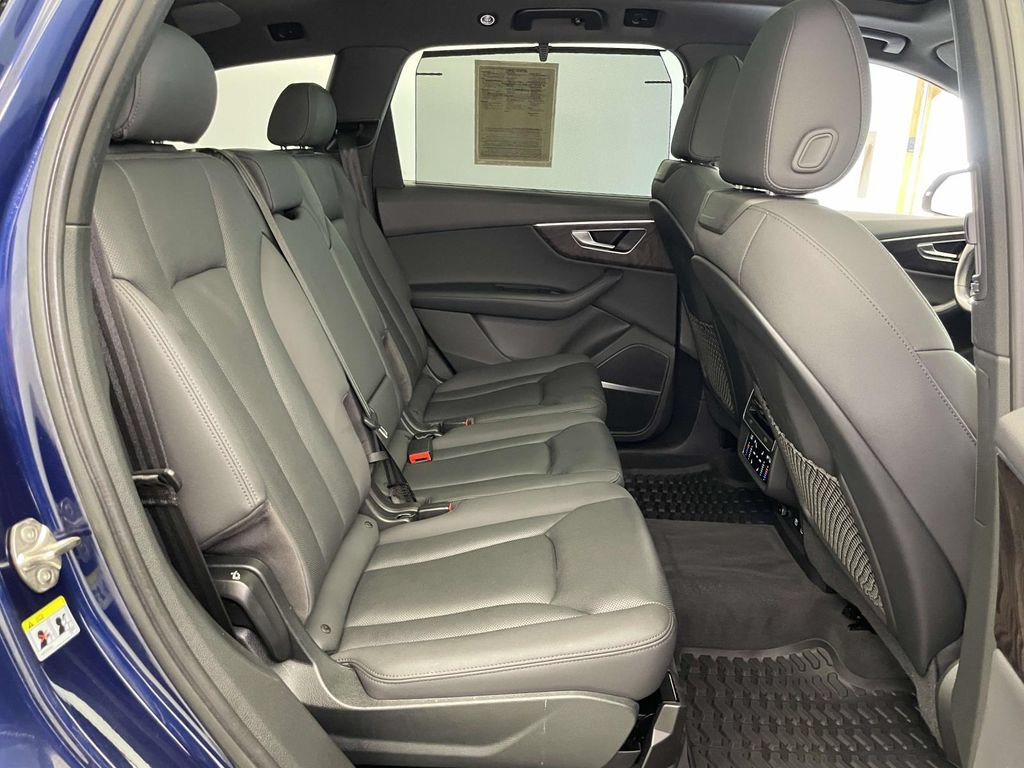 Used 2021 Audi Q7 3.0T Premium Plus w/ Executive Package AWD/4WD image 24