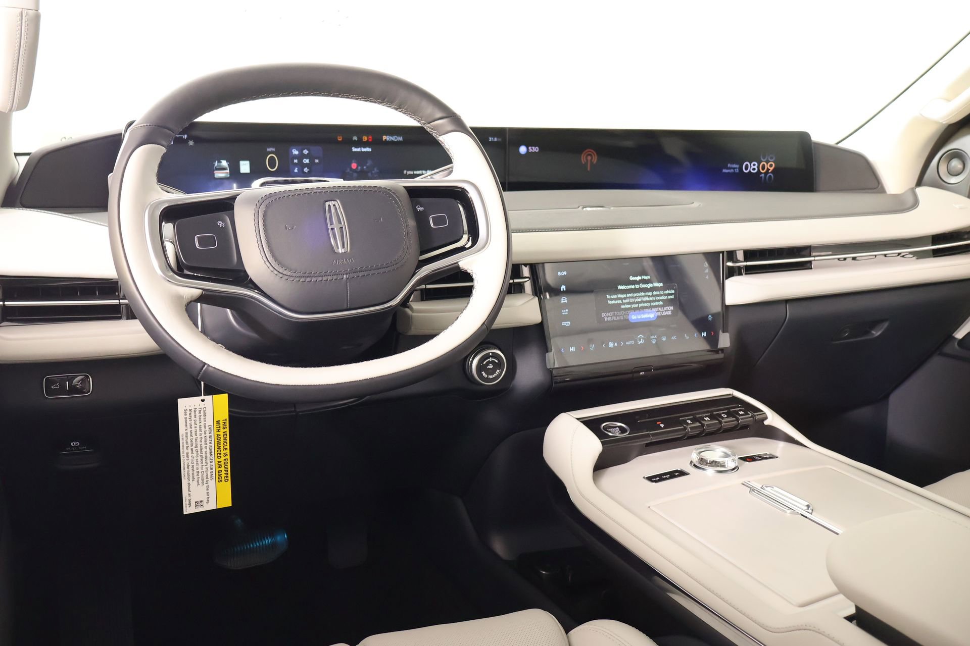 New 2026 Lincoln Navigator Premiere image 2