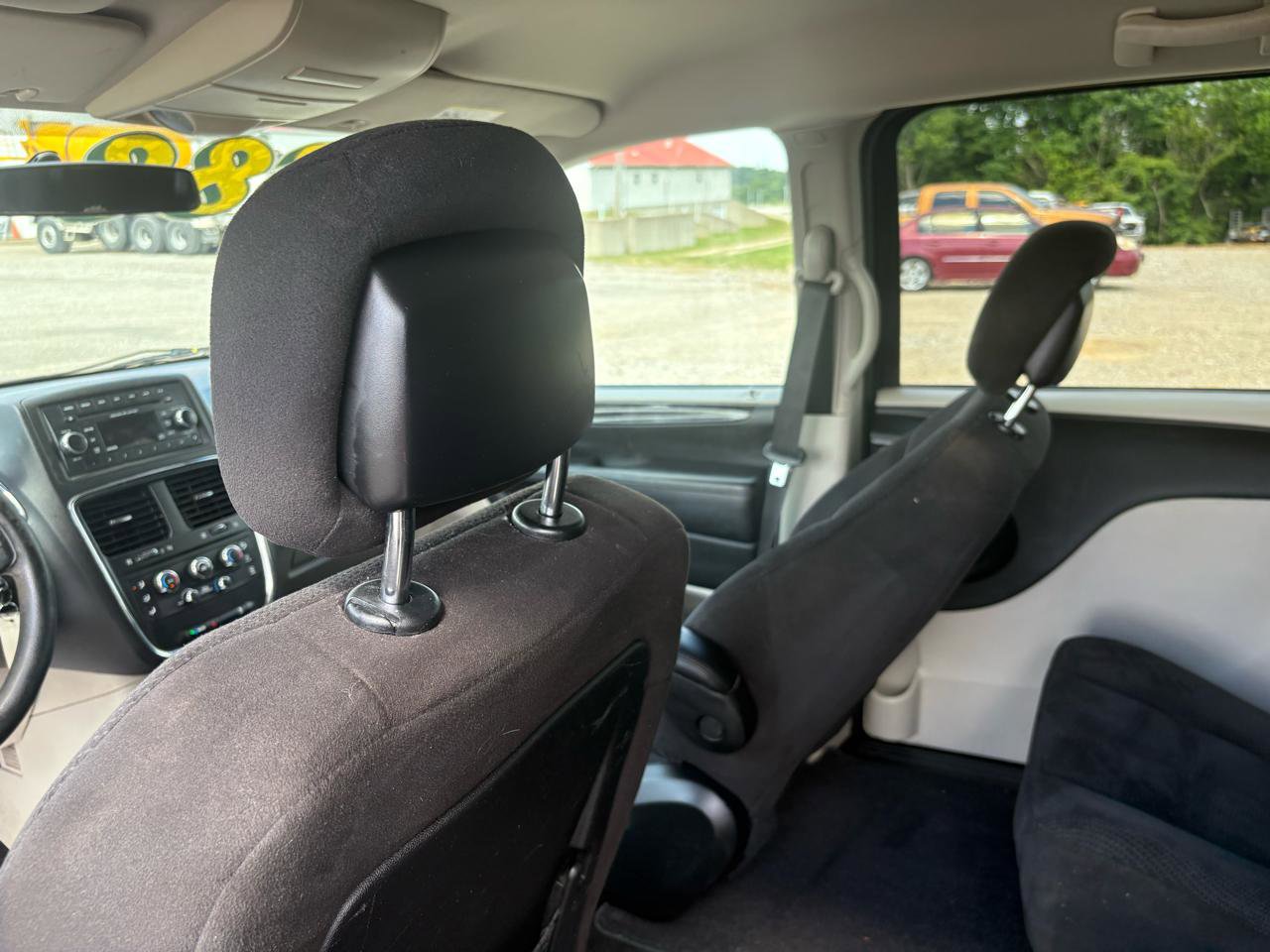 Used 2014 Dodge Grand Caravan SE w/ Quick Order Package 29E SE FWD image 23