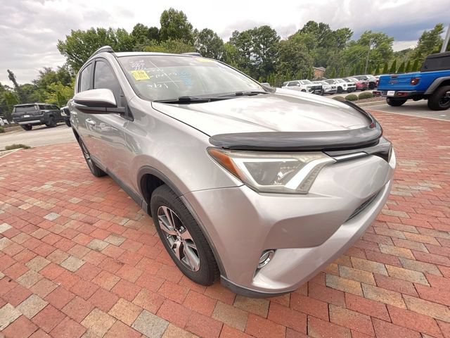 Used 2018 Toyota RAV4 XLE FWD image 7