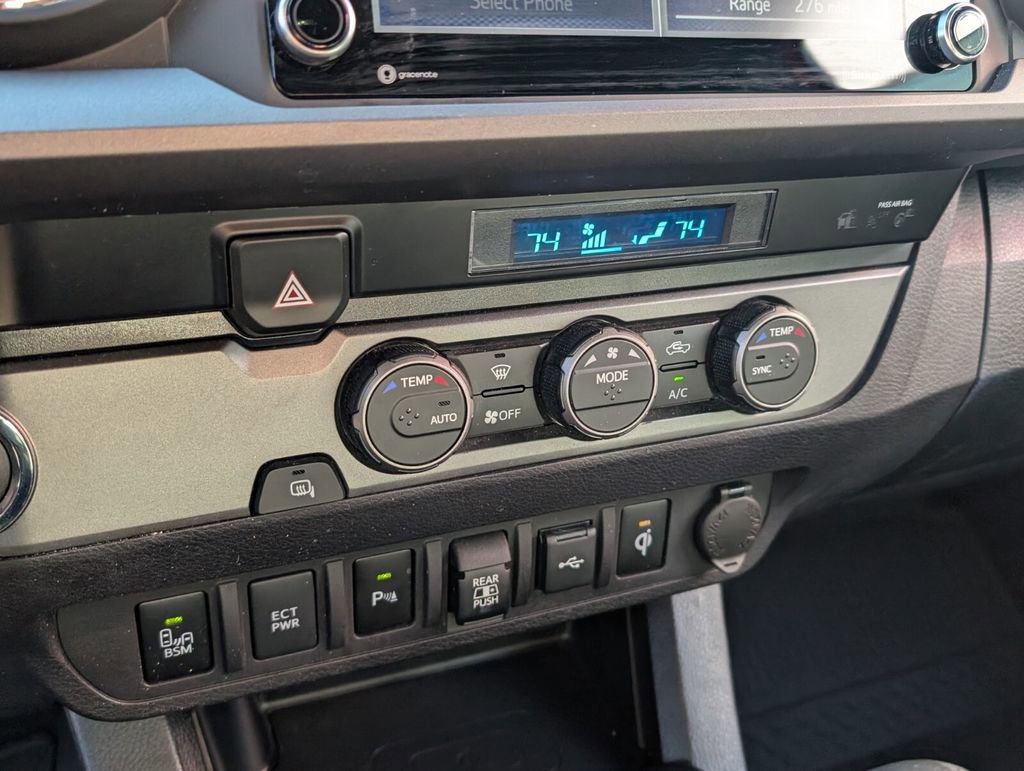 Used 2022 Toyota Tacoma TRD Sport image 24